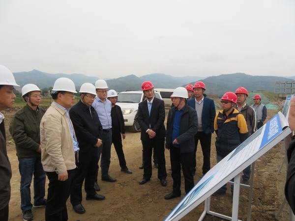 省水利廳黨組書記、廳長(zhǎng)胡云調(diào)研金堂盤龍寺攔河閘項(xiàng)目