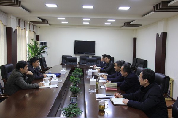 劉輝一行到工程局調研