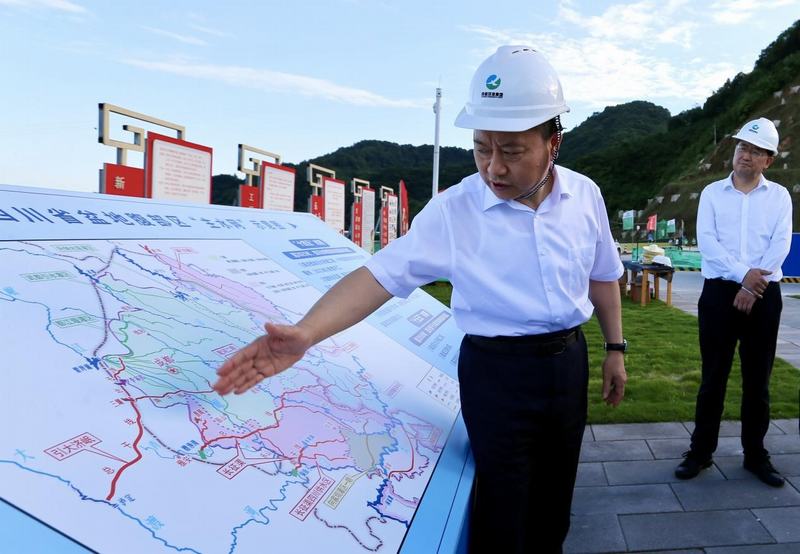 李國英調(diào)研四川省級水網(wǎng)建設