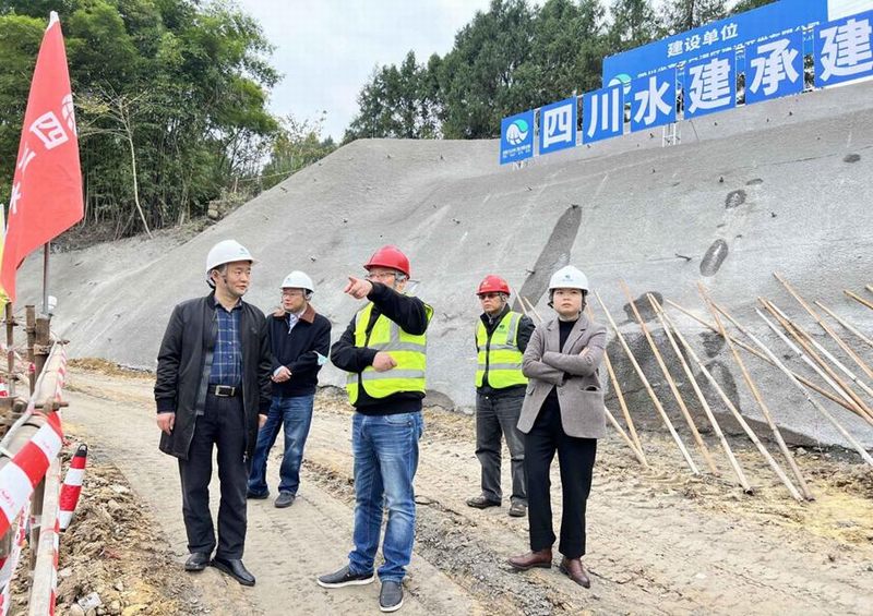 集團(tuán)吳軍一行到亭子口灌區(qū)一期工程總承包（EPC)第I標(biāo)段開展調(diào)研工作