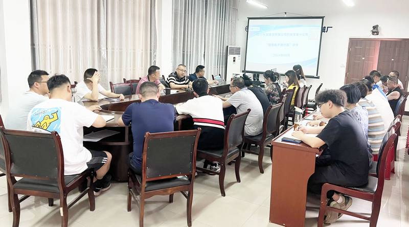 水發(fā)建設(shè)能手面對(duì)面——講日常安全生產(chǎn)、隱患排查