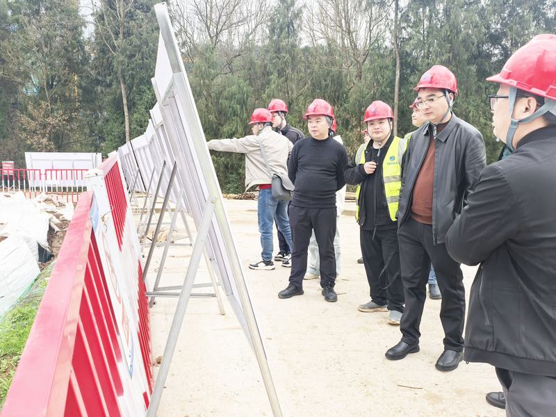 梓潼縣水利局到亭子口灌區I期工程構溪河渡槽調研交流