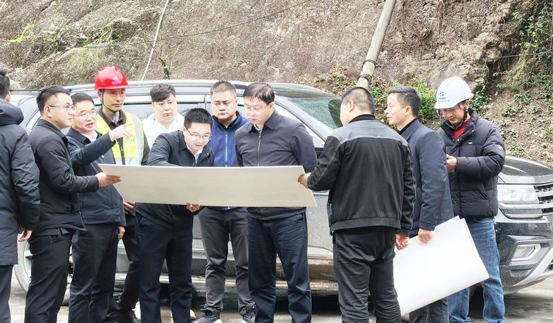 達州市水務局一行調研萬源城鄉(xiāng)供水項目一標段項目建設情況